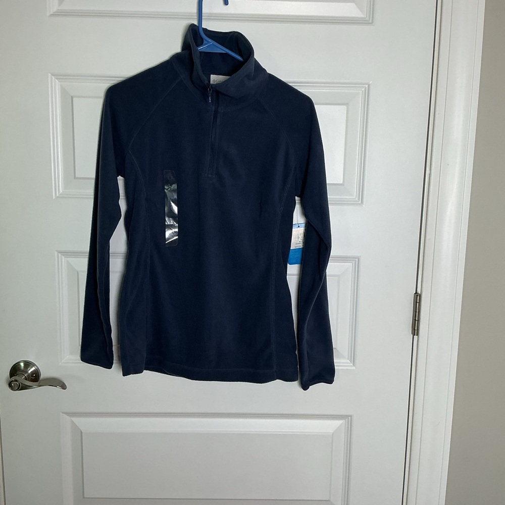 Columbia Women's Navy Blue Sweatshirt